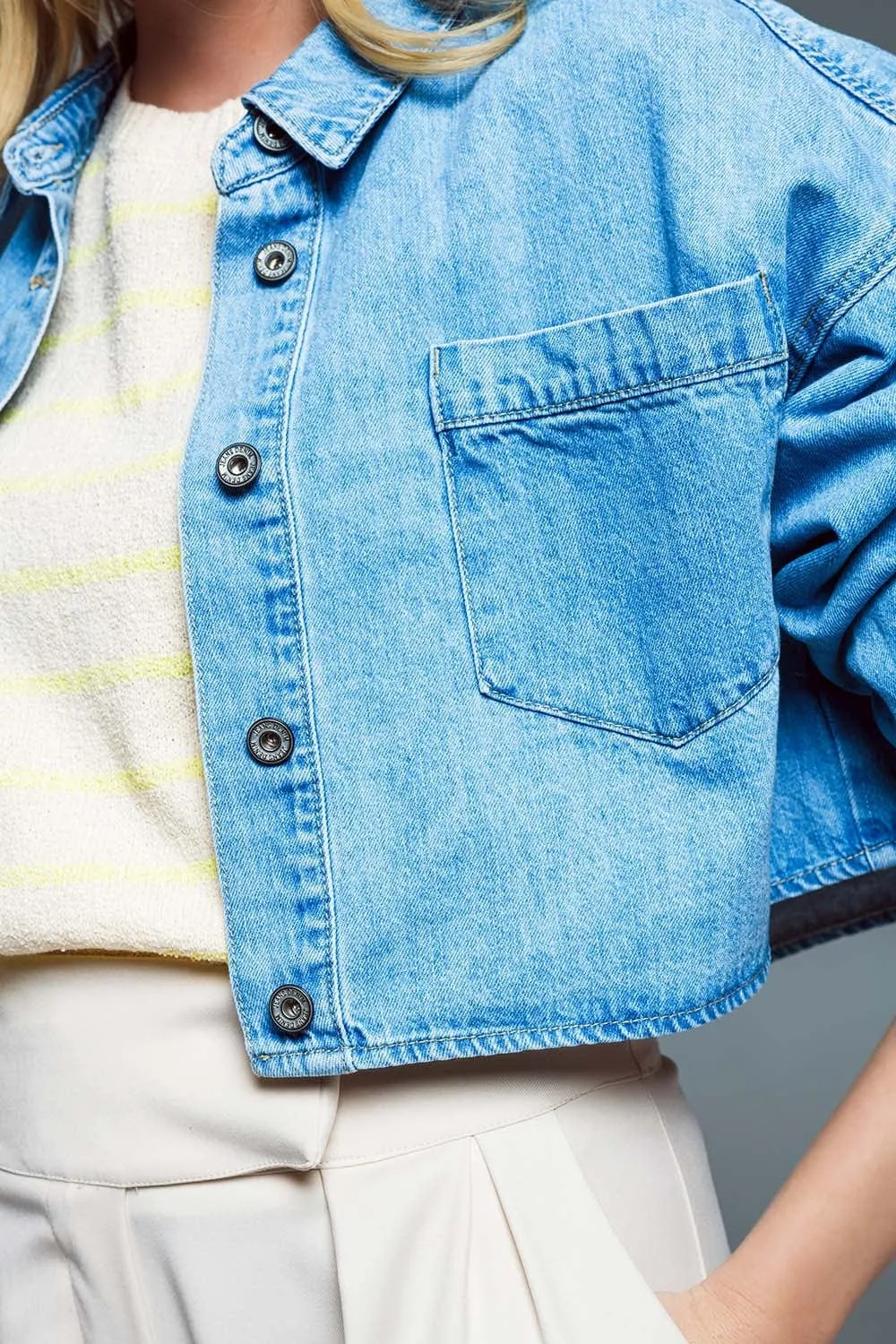 Basic Cropped Denim Jacket In Light Blue With Chest Pocket