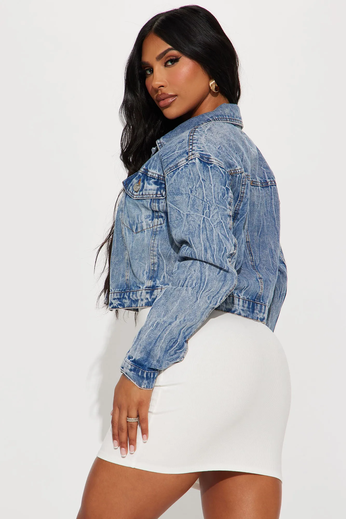 Be Obsessed Cropped Denim Jacket - Medium Wash