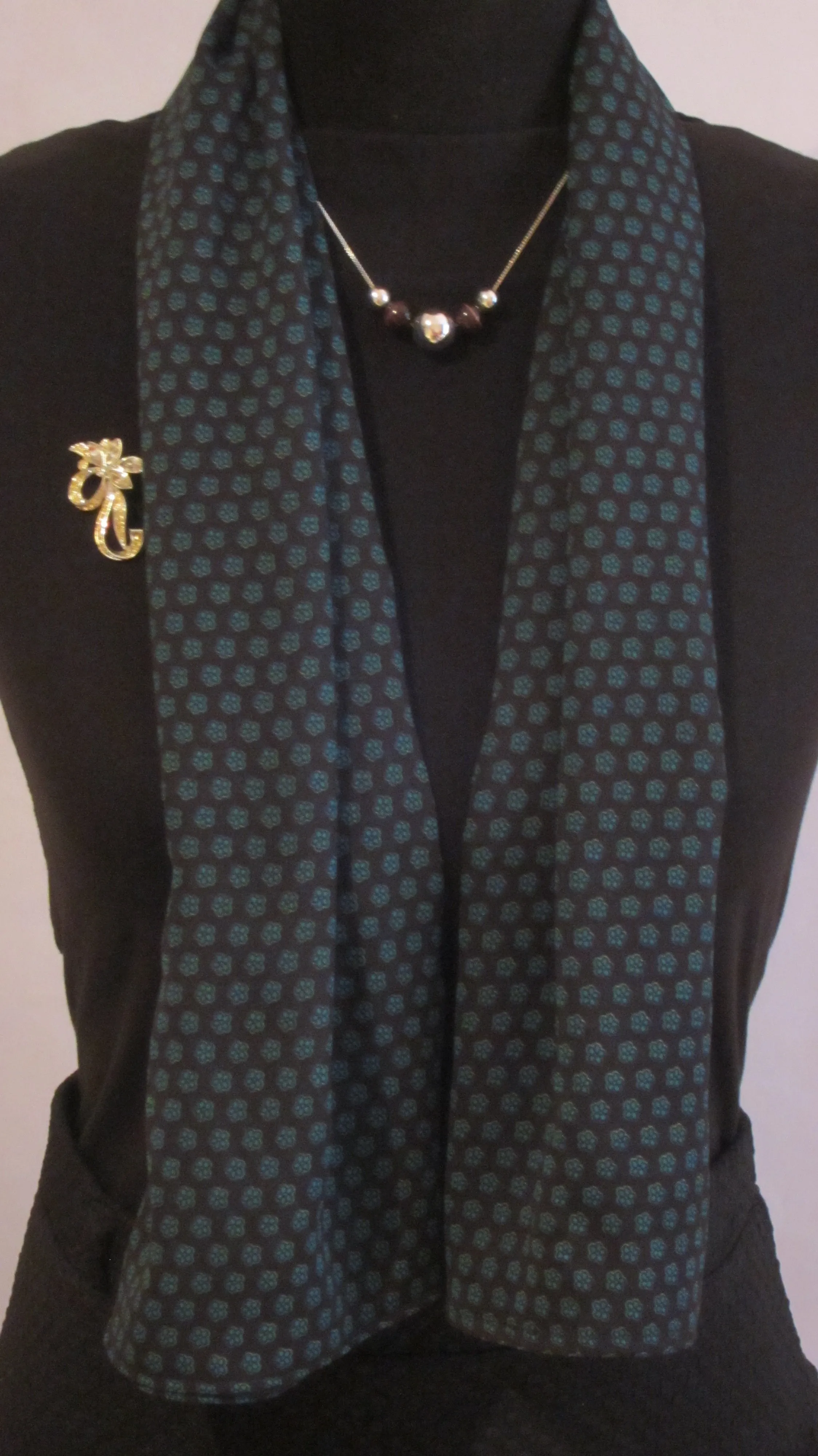Ladies Black And Green Fine Floral Print Scarf