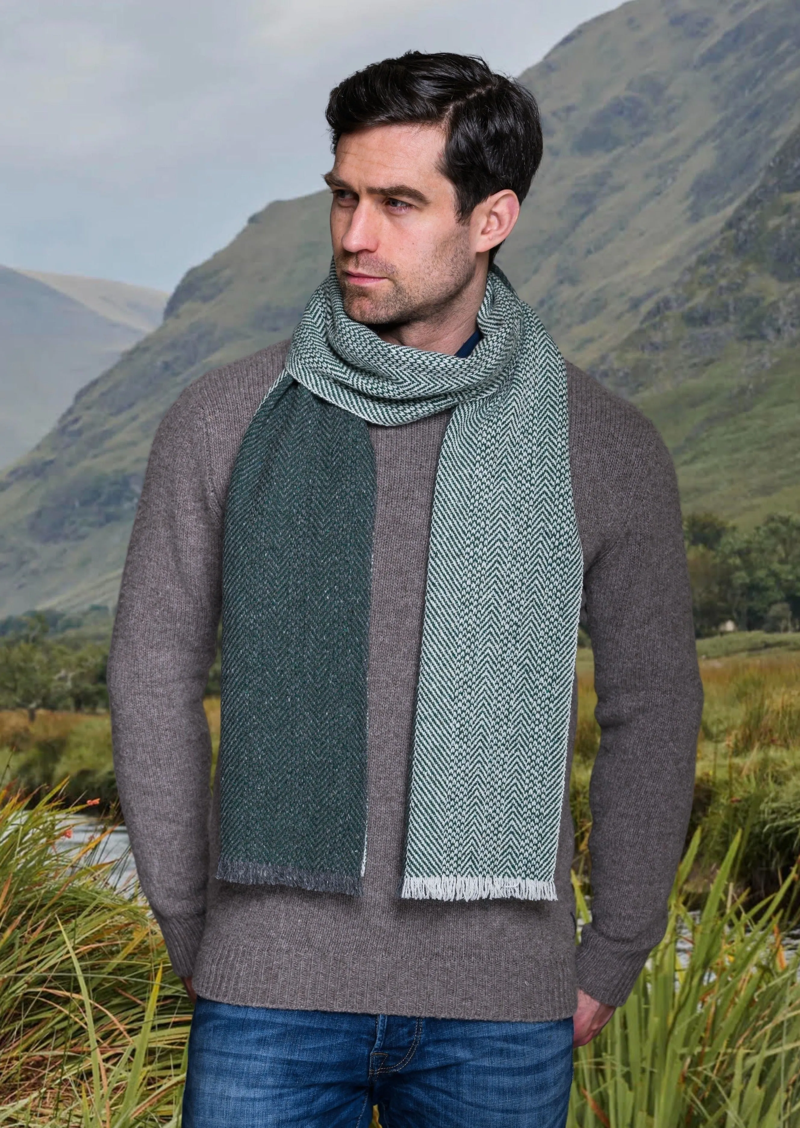 Mucros Donegal Scarf | Soft Green