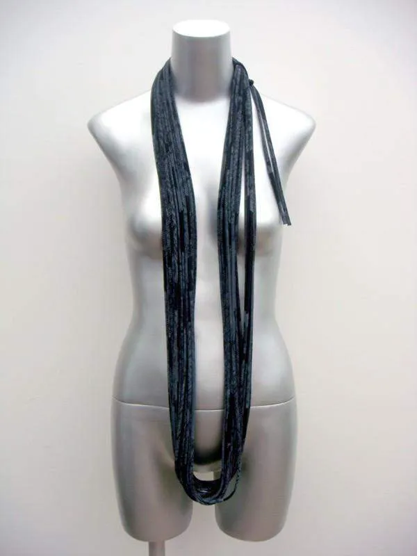 Necklush Infinity Scarf / Black & White / Unisex