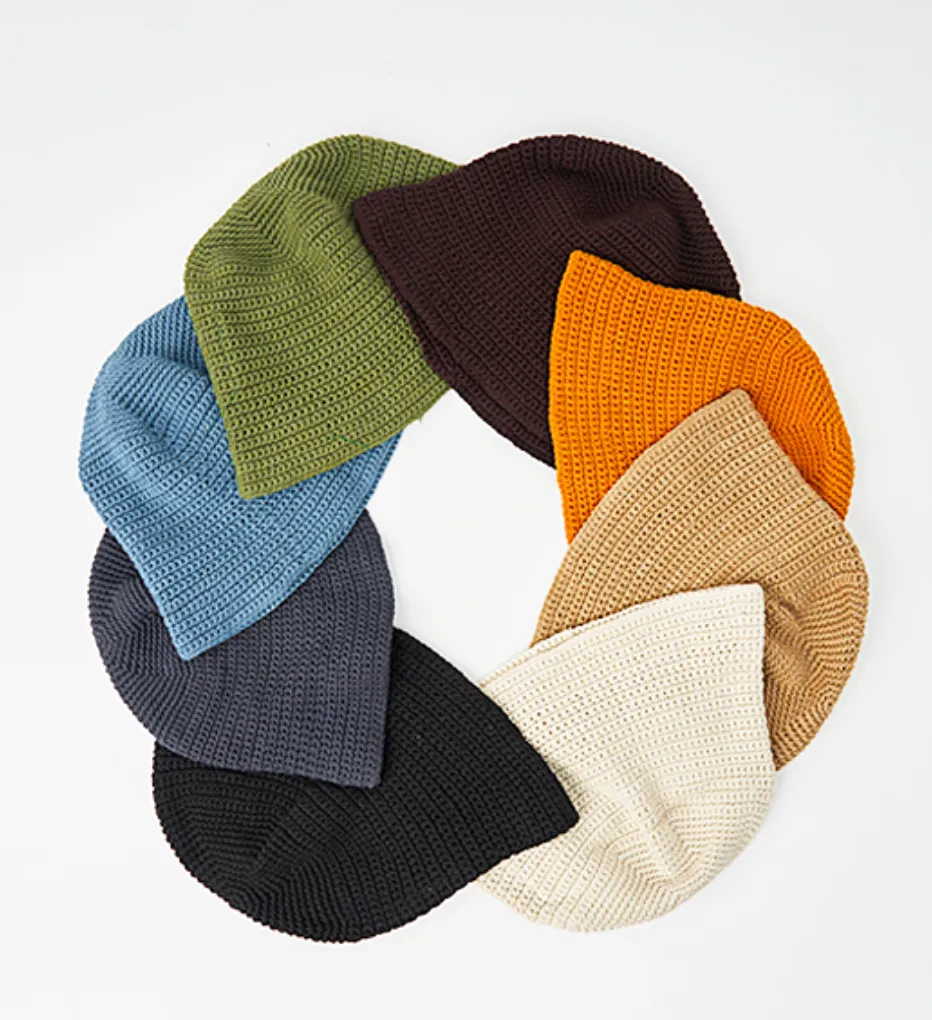 SB241-0422 Hand Knit Hat Brown