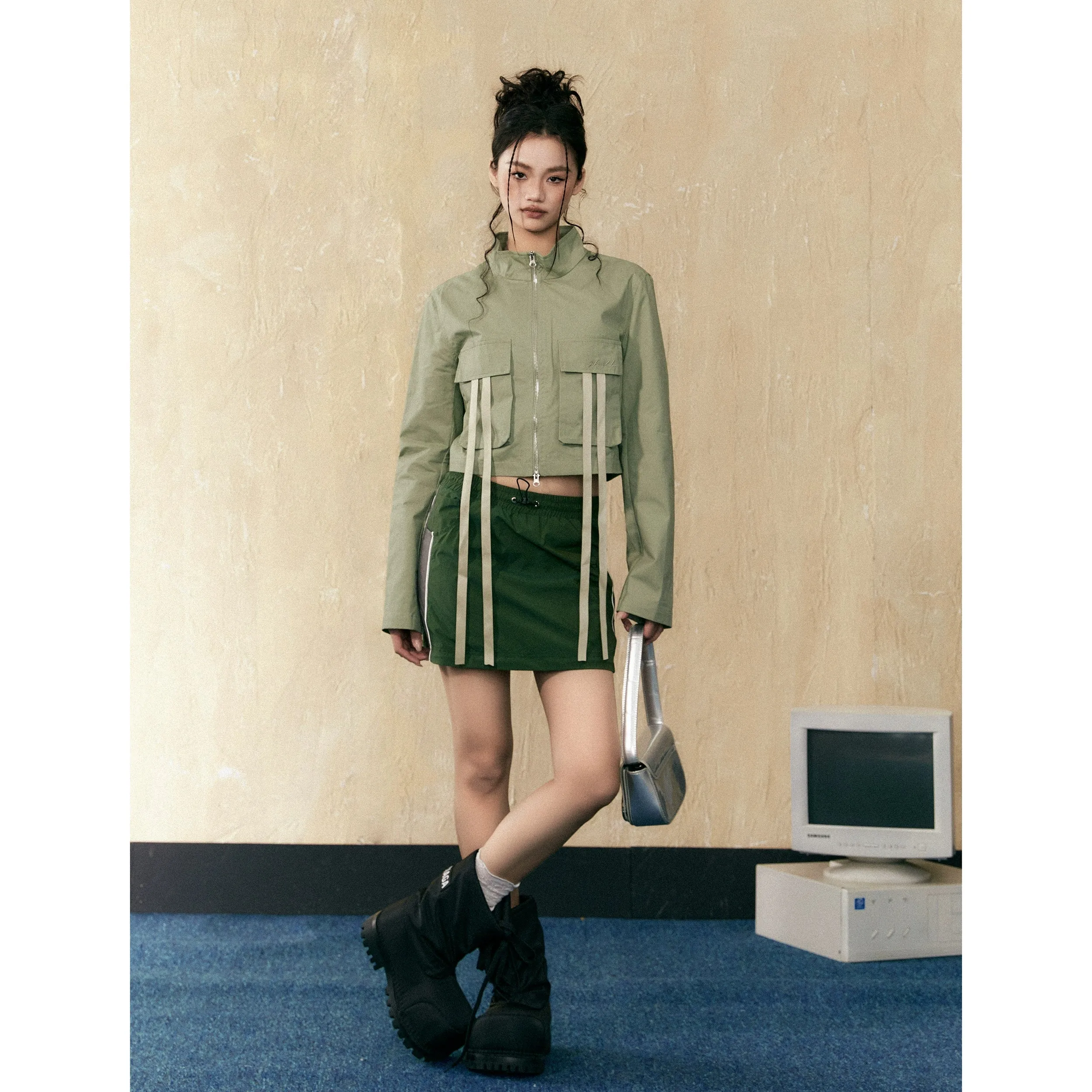 Tom Solid Strap Pocket Short Jacket